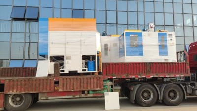 又發了2台設備，內孔滾膠機GNP100和自動噴膠機PZ40
