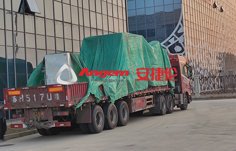 內孔滾膠機1 內孔滾膠機1