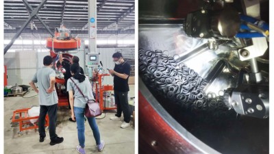 無錫汽車密封件客戶到訪（fǎng），驗收自動滾噴機PR90