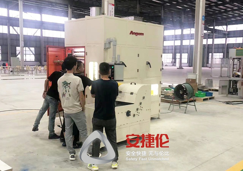 滾塗機 (4) 滾(gǔn)塗機 (4)