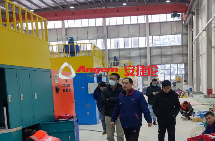 噴(pēn)塗機2 噴塗機2