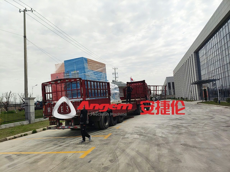 榴莲网站噴塗設備（bèi）3