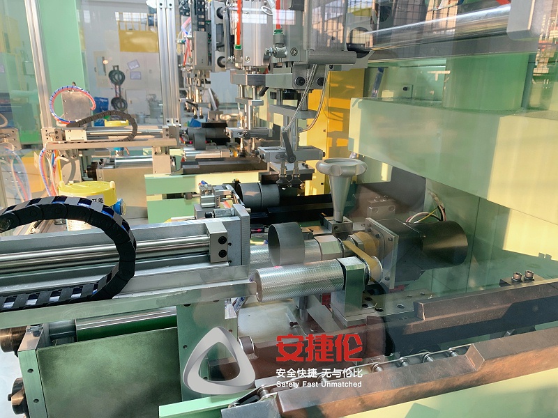 客戶驗收塗膠機2 客戶(hù)驗收塗膠機2