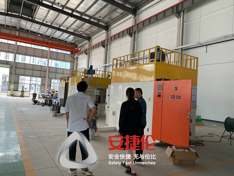 安捷（jié）倫滾噴機2