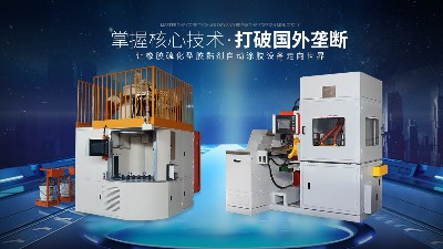 自動噴（pēn）膠機完全代替手工噴膠 成功晉升時代新寵