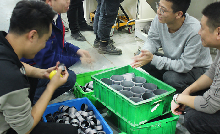 自動塗（tú）膠機（jī）產（chǎn）品效果