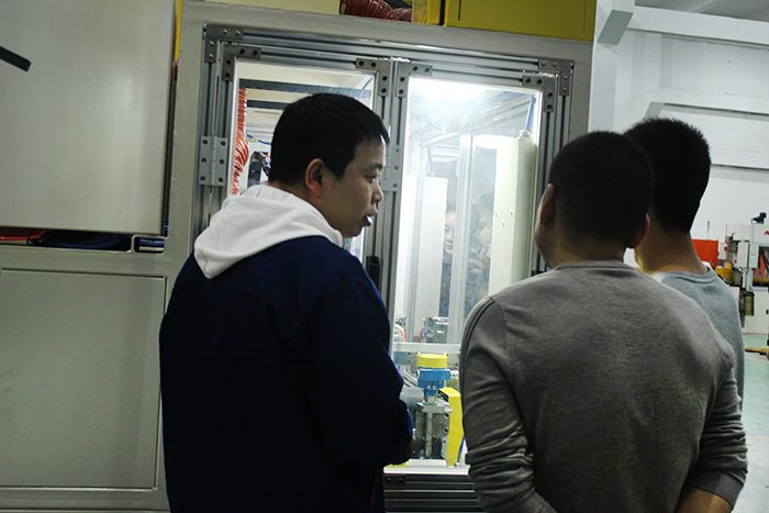 自動塗膠機內孔-塗膠機效果