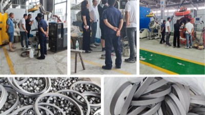 上海密封件客戶到（dào）訪榴莲网站 參觀自動滾噴機並打樣