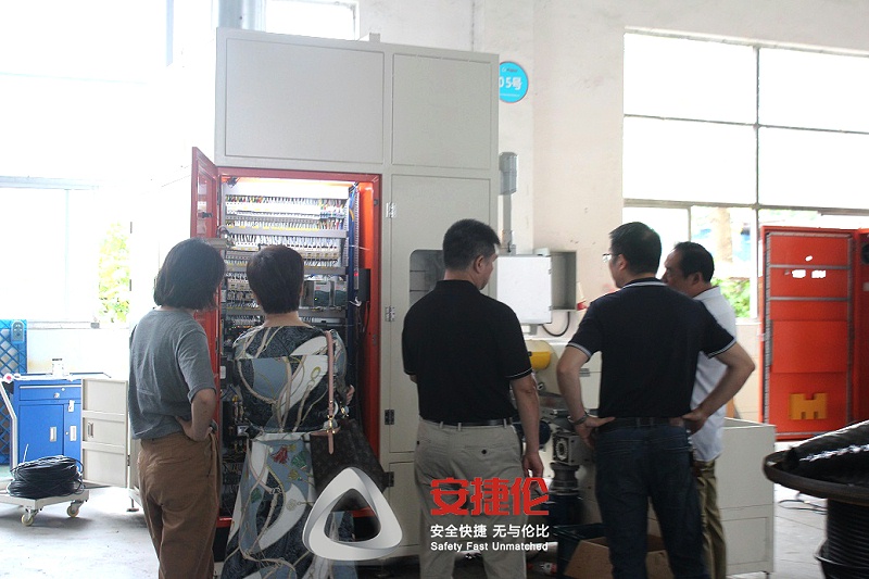 塗膠機 塗膠機