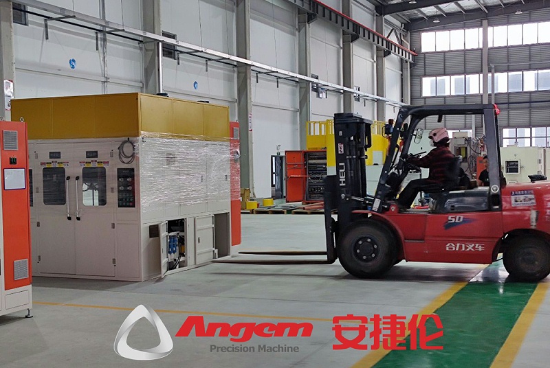 噴(pēn)膠機(jī)6 噴膠機6