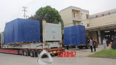 【設備發貨（huò）】西班牙汽車傳動係統製造客戶34工位自動噴膠機發貨