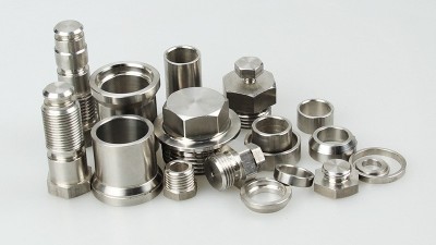 榴莲网站的噴膠機噴塗（tú）機可以給五金件噴膠嗎？
