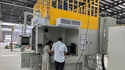 印度威巴克驗收ZP36型自動噴膠機--汽車（chē）橡膠減震客戶